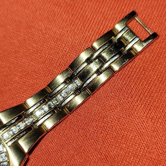 Relic by Fossil Womens Queen's Court Quartz Stainless Steel Goldtone Sport Watch - Picture 5 of 11